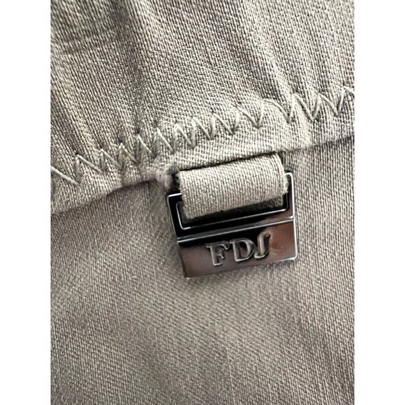 FDJ French Dressing Jeans Womens Capri Pants Beige Pull On Flat Front Casual 18 - Picture 8 of 9